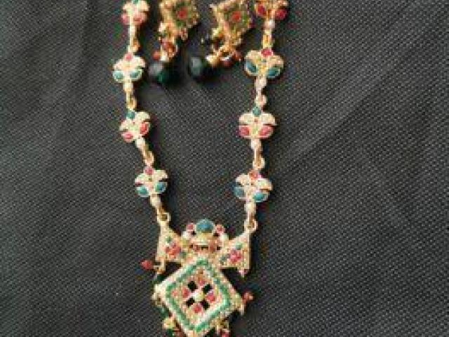 Multicolor Necklace Set 8 - 1