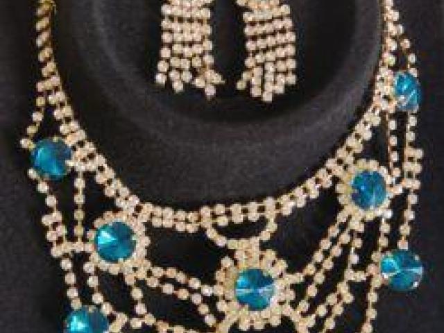 Blue 6 Necklace Set - 1