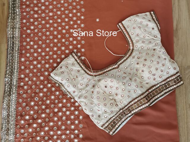 Lightbrown Saree with Readymade Beige Blouse - 1